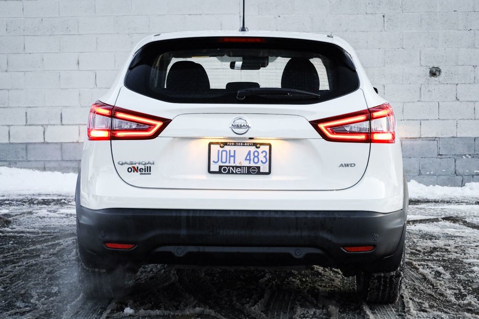 2021 Nissan Qashqai S-6