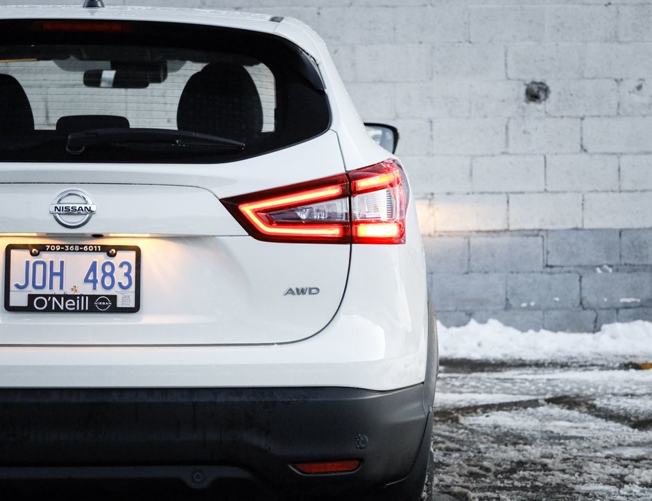 2021 Nissan Qashqai S-9