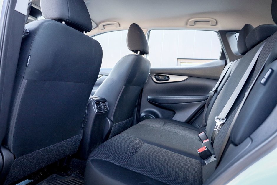 2021 Nissan Qashqai S-16