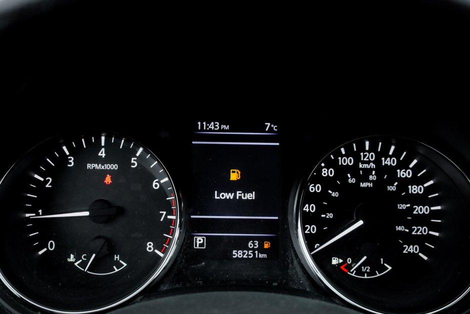 2021 Nissan Qashqai SV-13