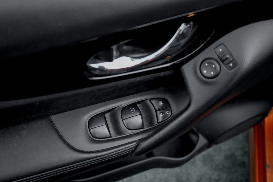 2021 Nissan Qashqai SV-12