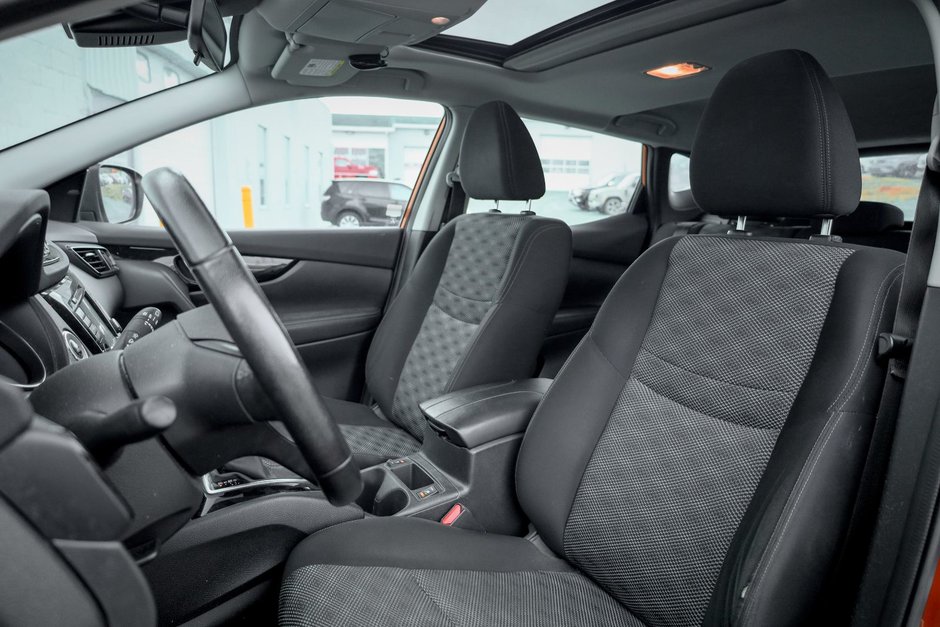 2021 Nissan Qashqai SV-11