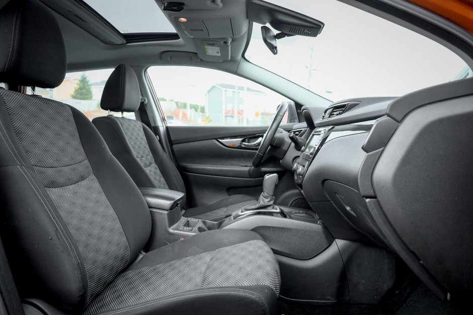 2021 Nissan Qashqai SV-17