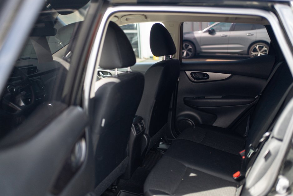 2021 Nissan Qashqai S-8