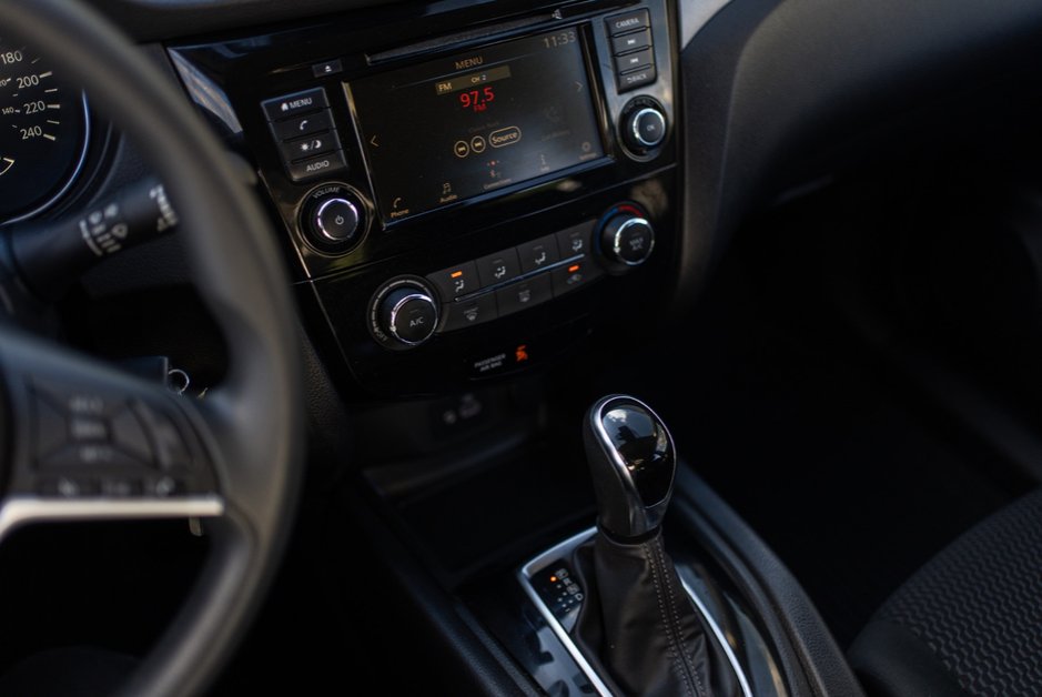2021 Nissan Qashqai S-8