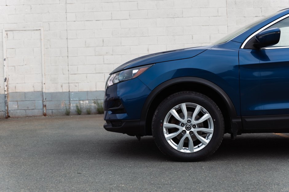 2022 Nissan Qashqai SV FWD CVT-1