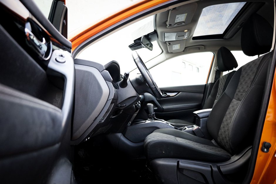 2022 Nissan Qashqai SV-12