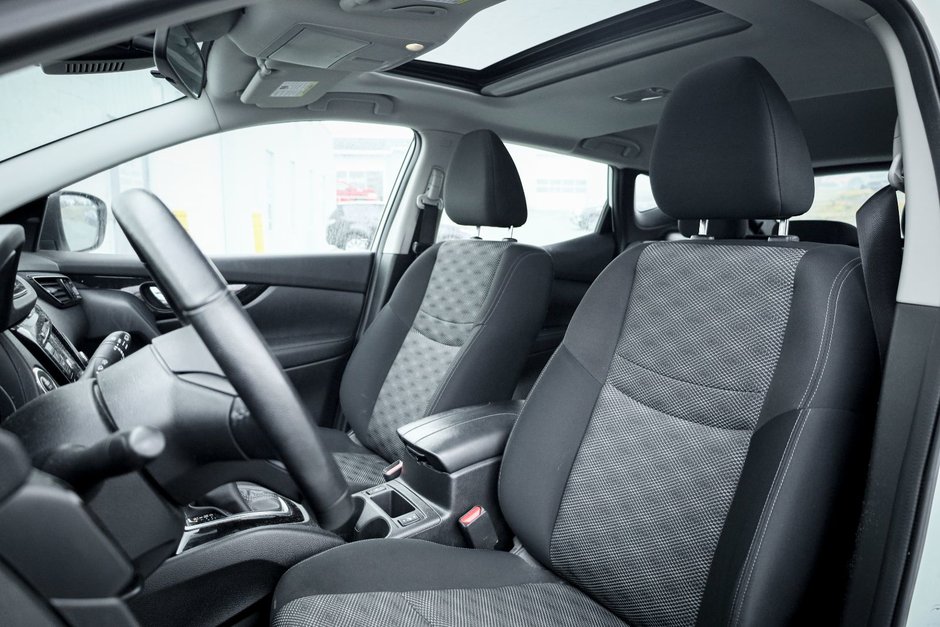 2022 Nissan Qashqai SV-9