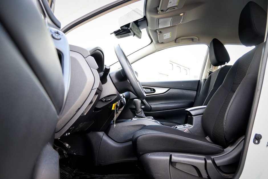 2022 Nissan Qashqai S-12