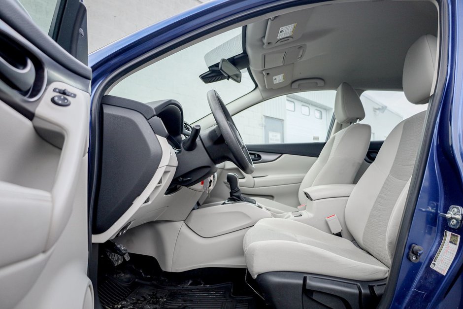2023 Nissan Qashqai S-8