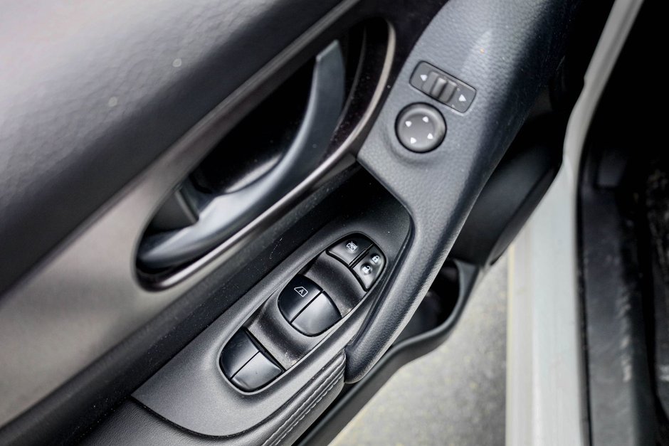 2023 Nissan Qashqai S-11
