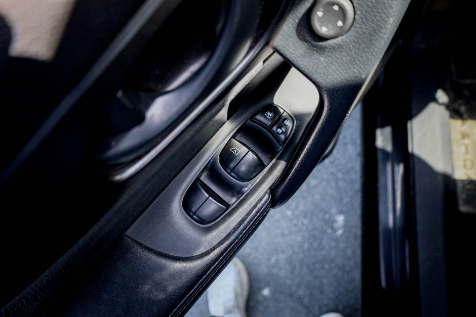 2023 Nissan Qashqai S-10