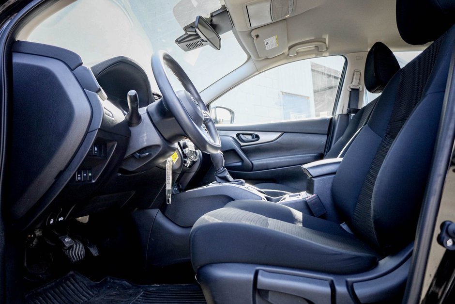 2023 Nissan Qashqai S-8