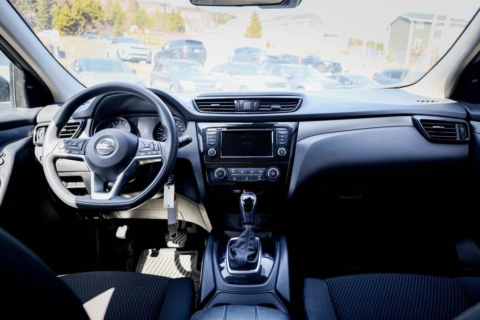 2023 Nissan Qashqai S-15