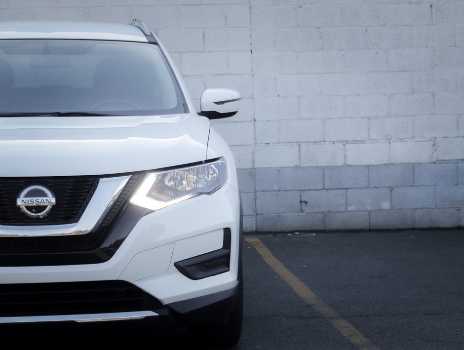 2020 Nissan Rogue S-7