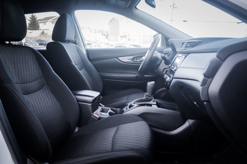 2020 Nissan Rogue S-20