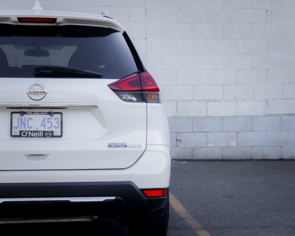 2020 Nissan Rogue S-9