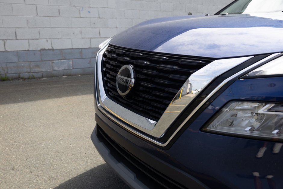2021 Nissan Rogue SV AWD CVT (2)-2