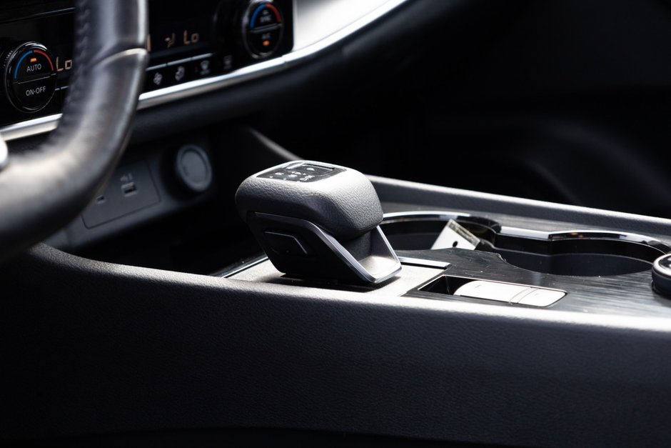 2021 Nissan Rogue SV AWD CVT (2)-17