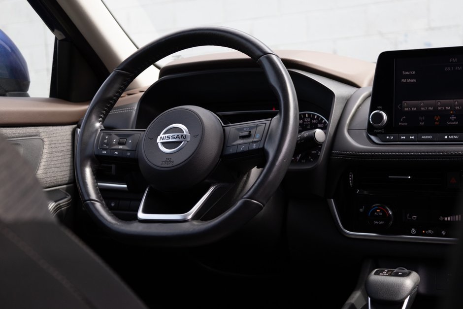 2021 Nissan Rogue SV AWD CVT (2)-12