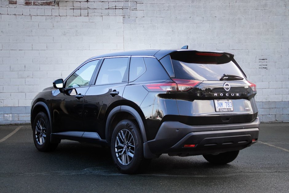 2021 Nissan Rogue S-11