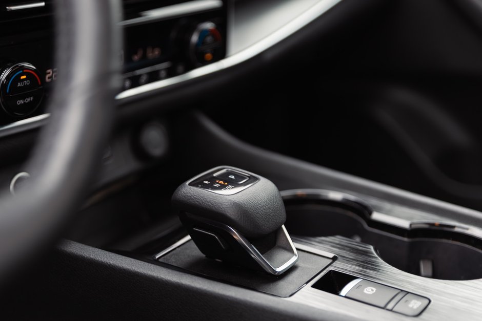 2021 Nissan Rogue SV-21