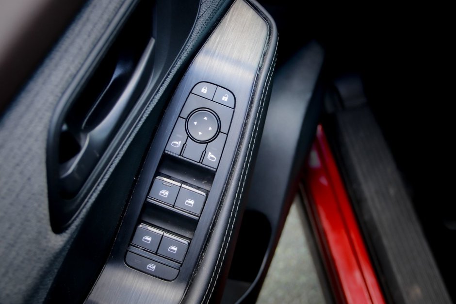 2021 Nissan Rogue S-11