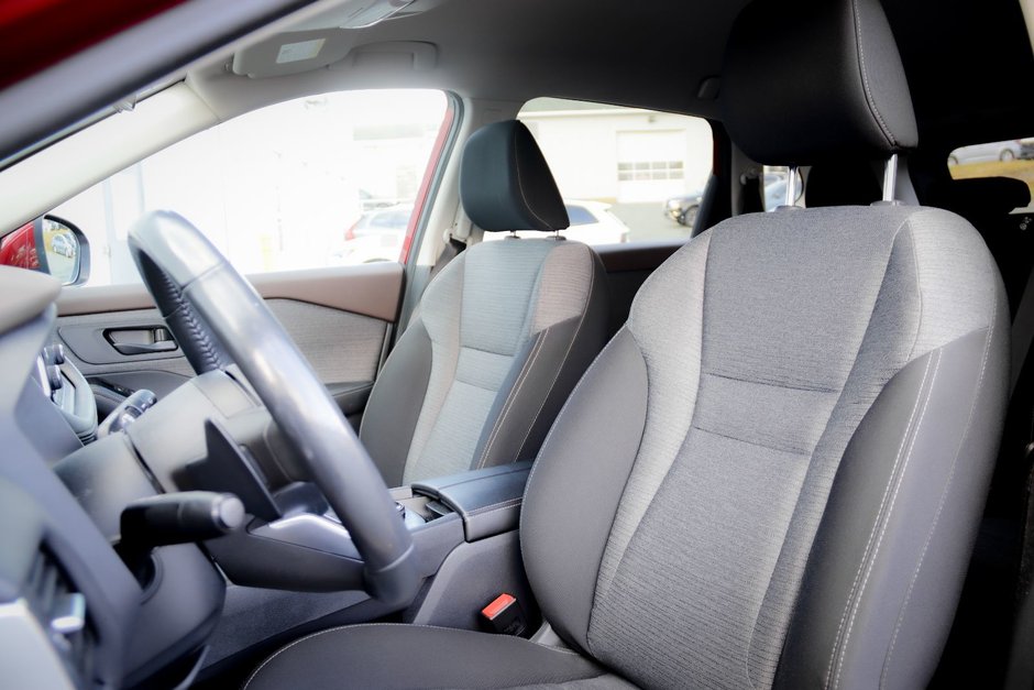 2021 Nissan Rogue S-10