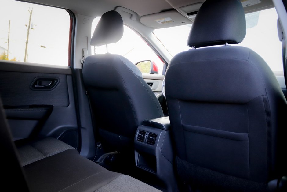 2021 Nissan Rogue S-21