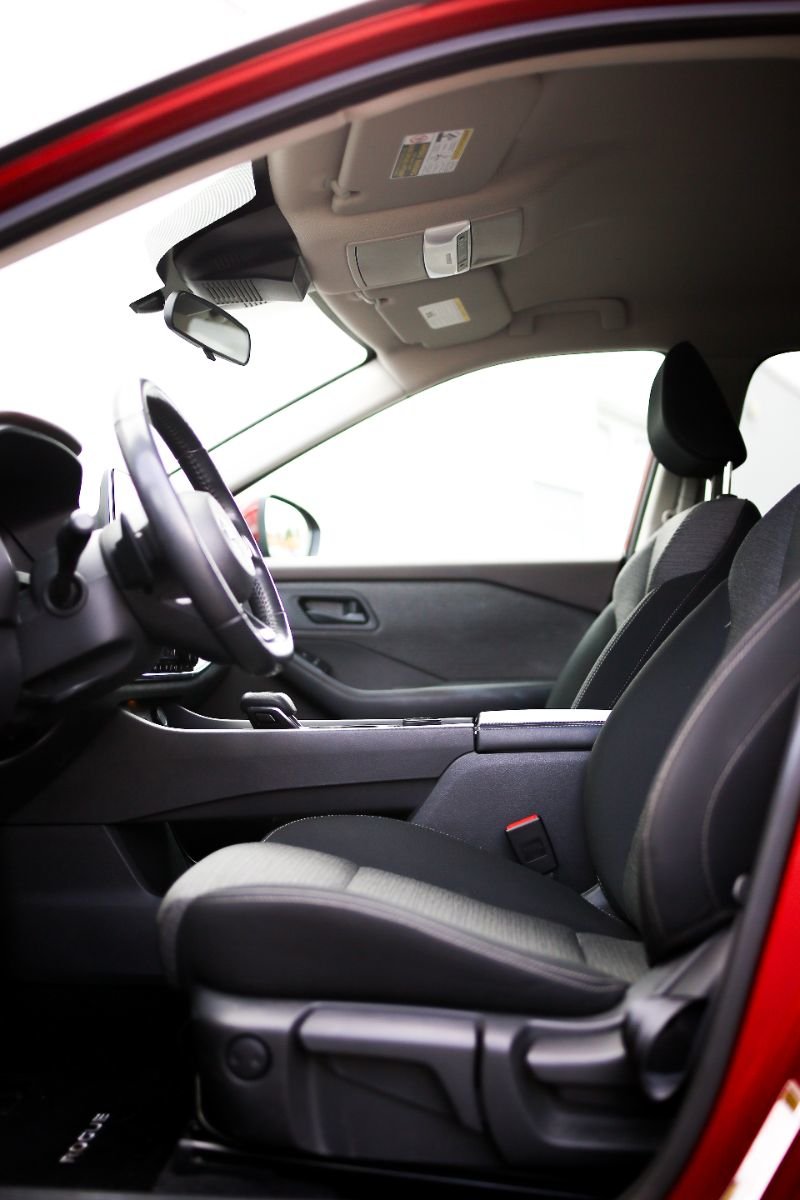 2021 Nissan Rogue S-11