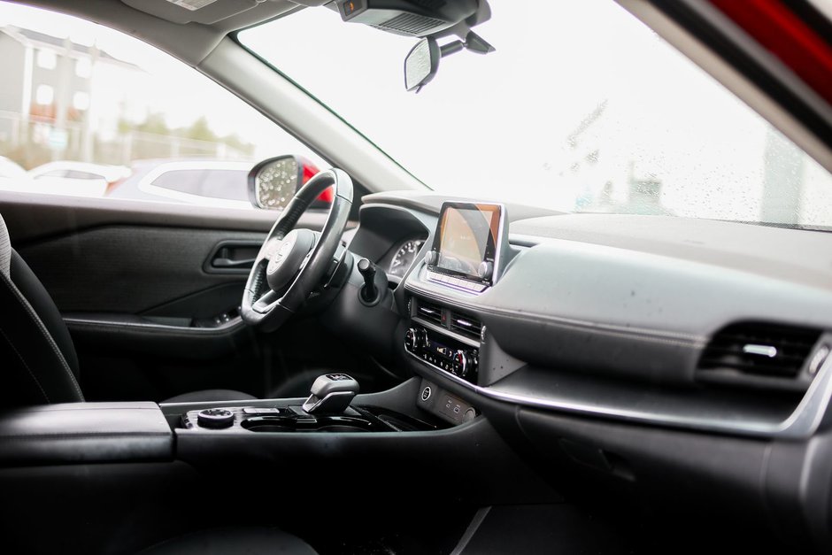 2021 Nissan Rogue S-22