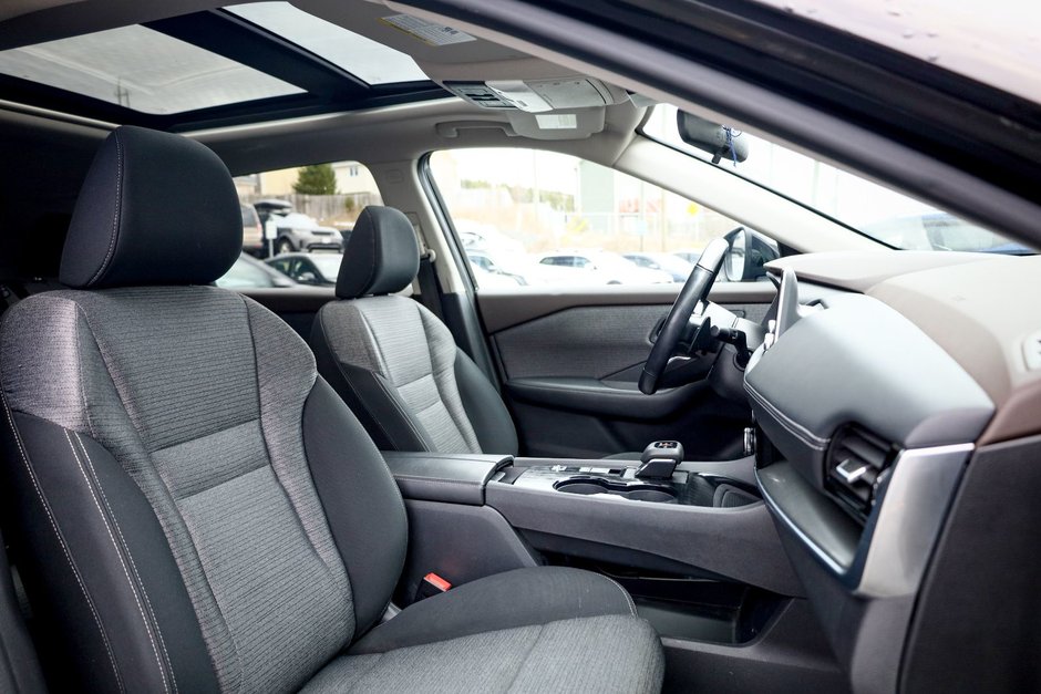 2021 Nissan Rogue SV-17