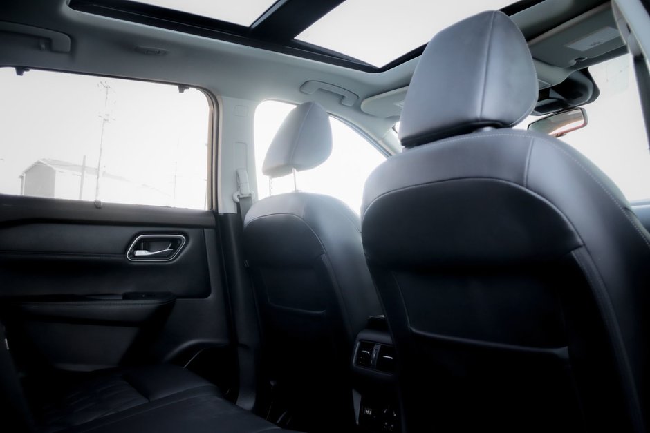 2021 Nissan Rogue Platinum-28