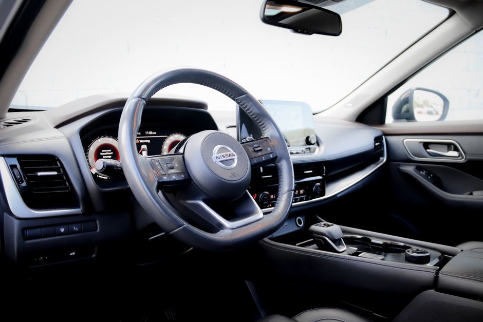 2021 Nissan Rogue Platinum-17