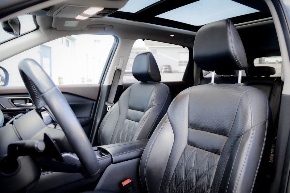 2021 Nissan Rogue Platinum-14