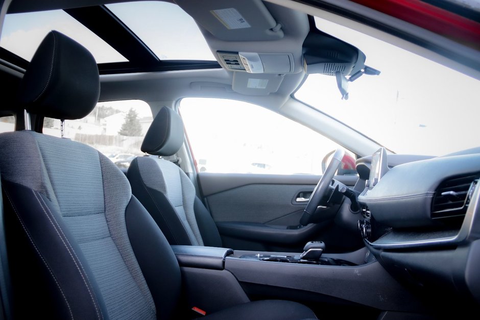 2021 Nissan Rogue SV-21