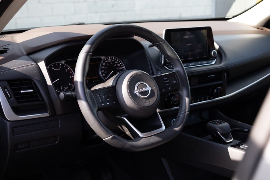 2022 Nissan Rogue S AWD CVT (2)-11
