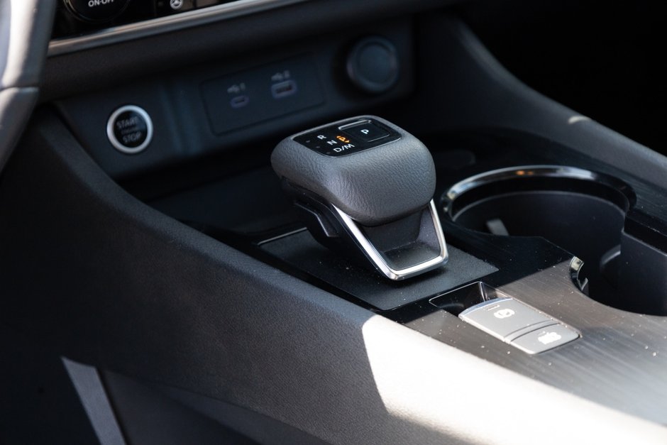 2022 Nissan Rogue S AWD CVT (2)-15