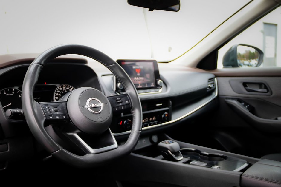 2022 Nissan Rogue S-16