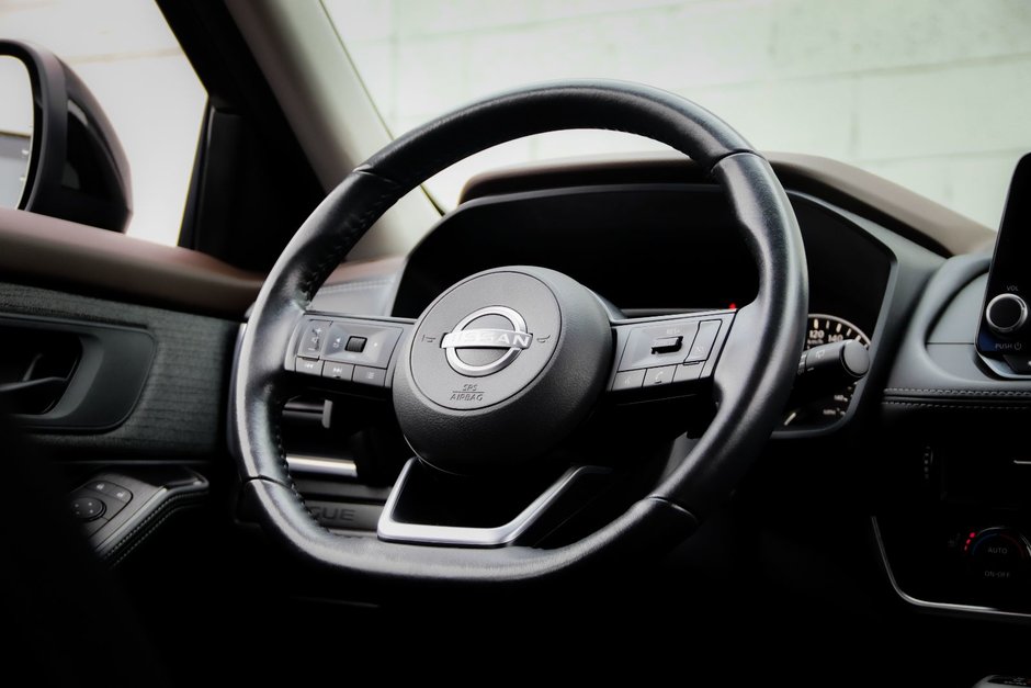 2022 Nissan Rogue S-27