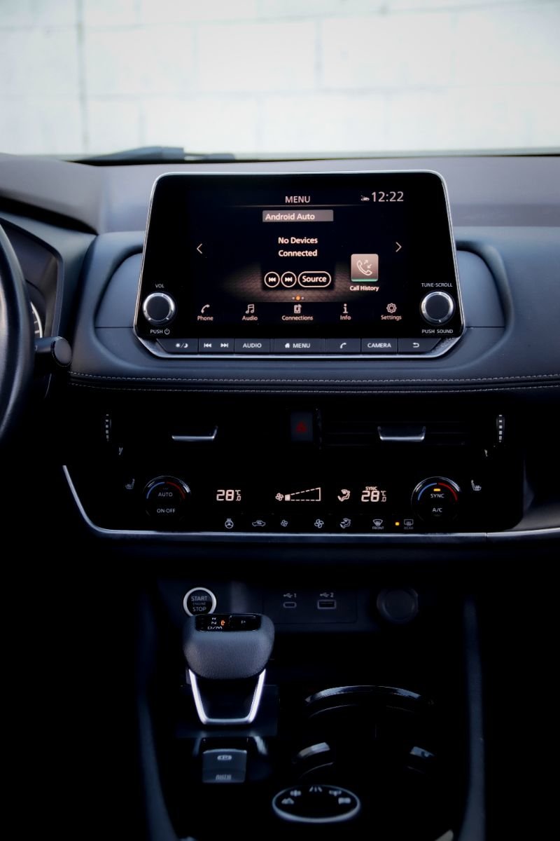 2022 Nissan Rogue SV-18