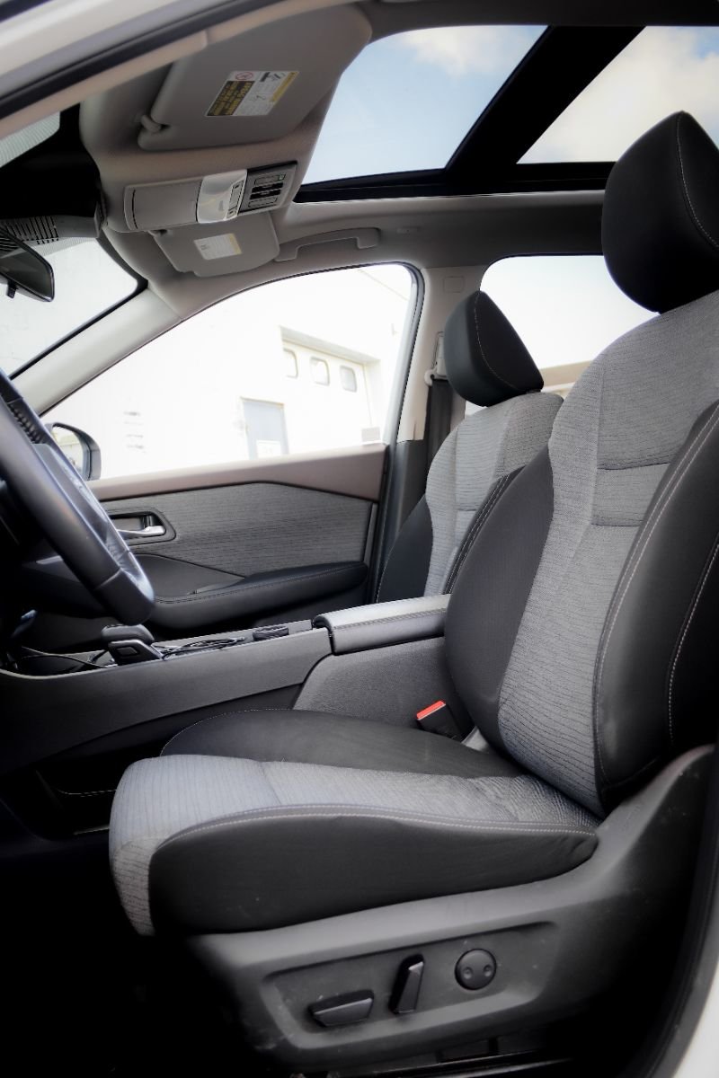 2022 Nissan Rogue SV-12