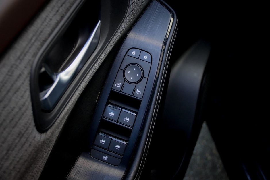 2022 Nissan Rogue SV-14