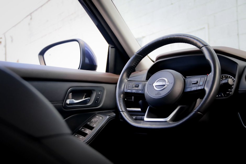 2022 Nissan Rogue SL-23