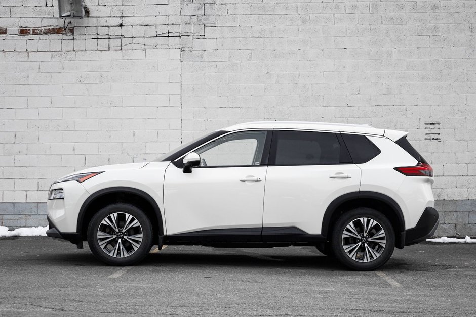 2022 Nissan Rogue SV-0