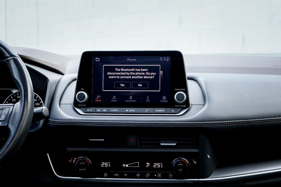 2023 Nissan Rogue SV Midnight Edition-16