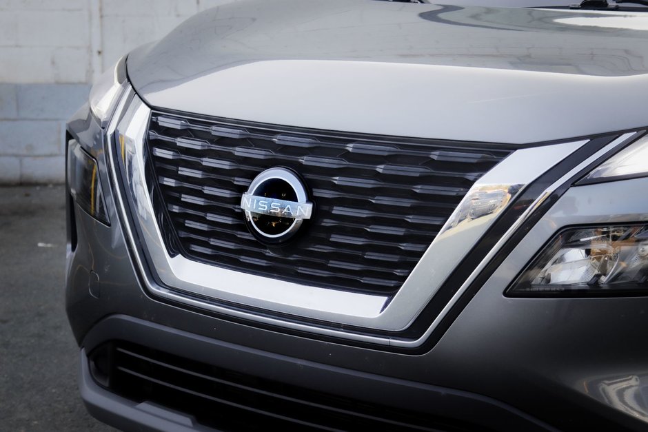 2023 Nissan Rogue S-6