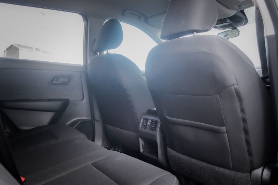 2023 Nissan Rogue S-24