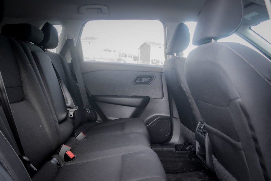 2023 Nissan Rogue S-23