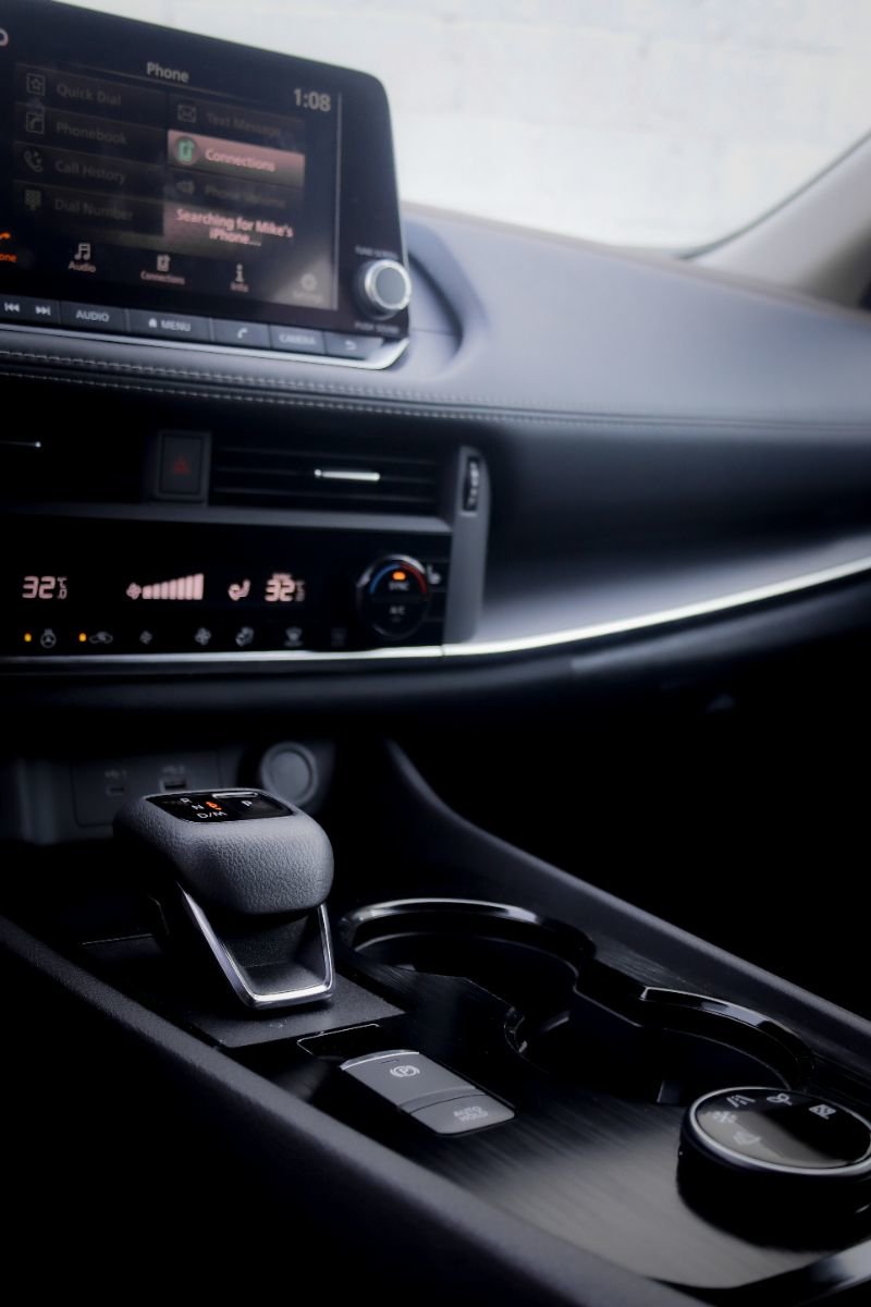 2023 Nissan Rogue S-17